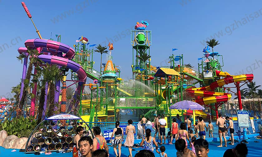 浙江宁波大目湾阿拉的海水上乐园水寨